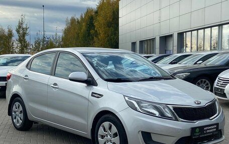KIA Rio III рестайлинг, 2014 год, 950 000 рублей, 2 фотография