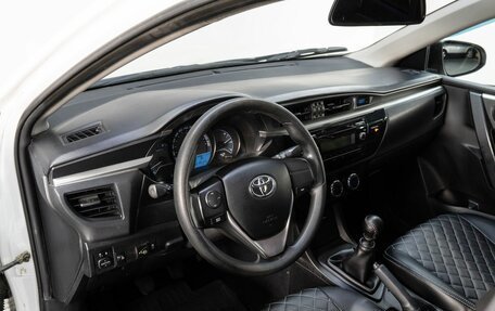Toyota Corolla, 2014 год, 1 150 000 рублей, 10 фотография
