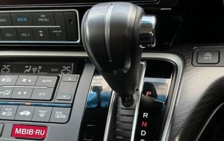 Honda Stepwgn IV, 2021 год, 2 100 000 рублей, 19 фотография