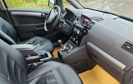 Opel Zafira B, 2011 год, 750 000 рублей, 11 фотография