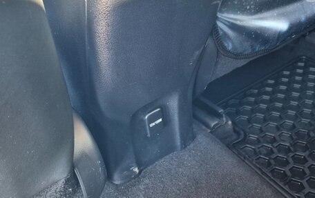 Toyota Prius IV XW50, 2017 год, 2 120 000 рублей, 17 фотография