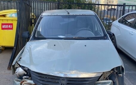 Renault Logan I, 2012 год, 110 000 рублей, 1 фотография