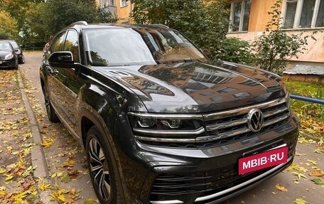 Volkswagen Teramont I, 2021 год, 4 150 000 рублей, 3 фотография