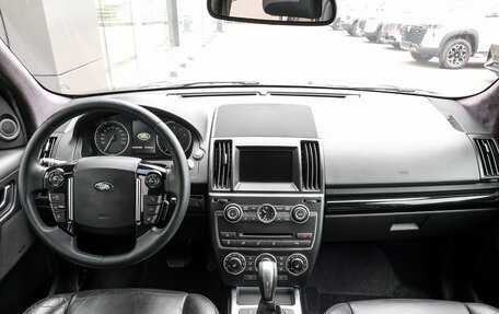 Land Rover Freelander II рестайлинг 2, 2013 год, 1 598 000 рублей, 13 фотография
