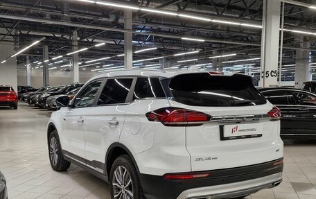 Geely Atlas, 2022 год, 1 665 000 рублей, 4 фотография