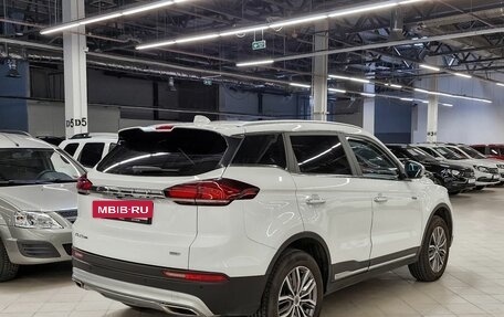 Geely Atlas, 2022 год, 1 665 000 рублей, 3 фотография