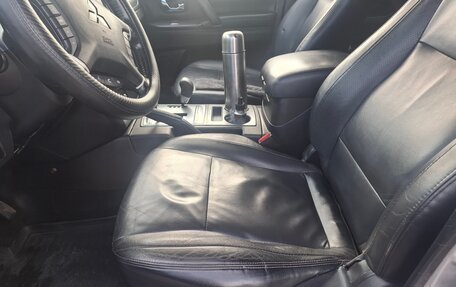 Mitsubishi Pajero IV, 2011 год, 1 700 000 рублей, 14 фотография