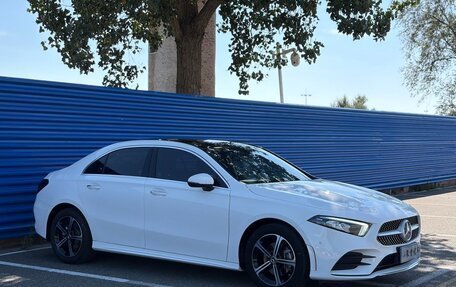 Mercedes-Benz A-Класс, 2023 год, 1 760 034 рублей, 2 фотография