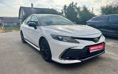 Toyota Camry, 2019 год, 2 100 000 рублей, 1 фотография