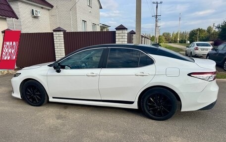 Toyota Camry, 2019 год, 2 100 000 рублей, 3 фотография