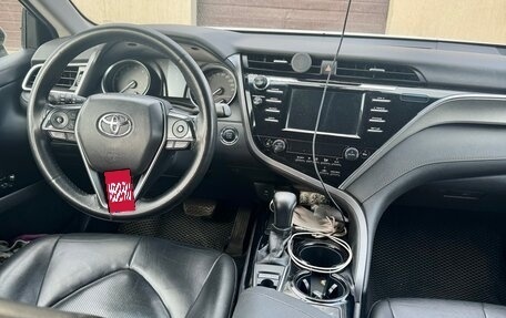 Toyota Camry, 2019 год, 2 100 000 рублей, 7 фотография