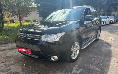 Mitsubishi Outlander III рестайлинг 3, 2013 год, 1 200 000 рублей, 1 фотография