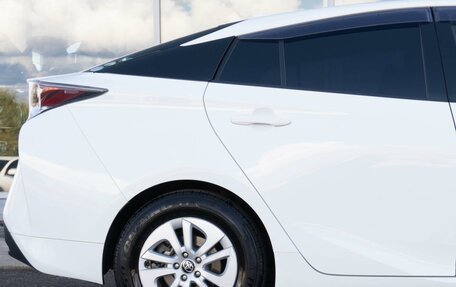 Toyota Prius IV XW50, 2018 год, 1 751 000 рублей, 9 фотография