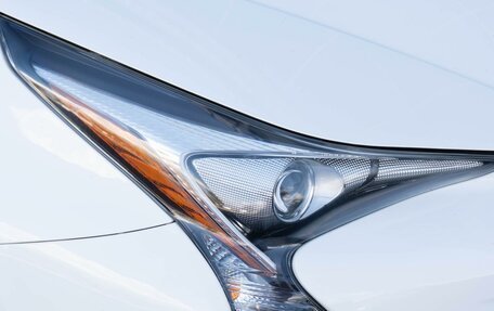Toyota Prius IV XW50, 2018 год, 1 751 000 рублей, 7 фотография