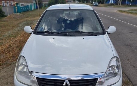 Renault Symbol, 2011 год, 400 000 рублей, 1 фотография