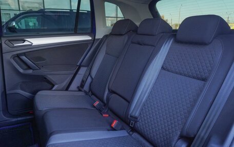 Volkswagen Tiguan II, 2020 год, 2 545 000 рублей, 15 фотография