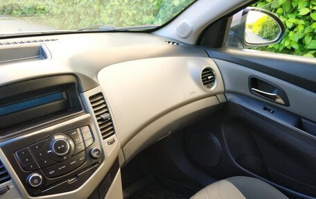 Chevrolet Cruze II, 2010 год, 510 000 рублей, 13 фотография