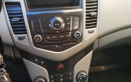 Chevrolet Cruze II, 2010 год, 510 000 рублей, 15 фотография