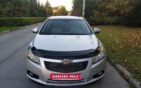 Chevrolet Cruze II, 2010 год, 510 000 рублей, 5 фотография