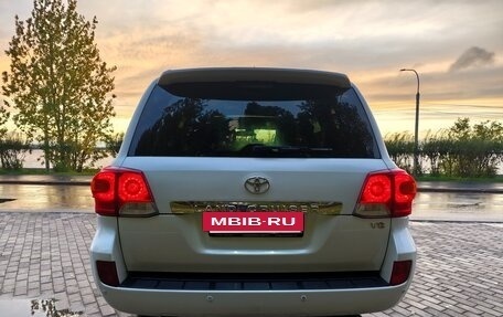Toyota Land Cruiser 200, 2013 год, 3 380 000 рублей, 4 фотография