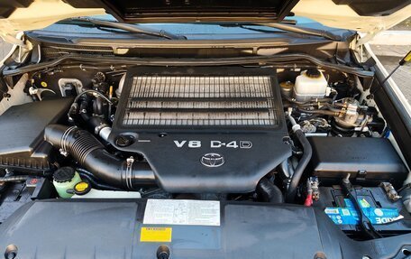 Toyota Land Cruiser 200, 2013 год, 3 380 000 рублей, 10 фотография