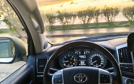 Toyota Land Cruiser 200, 2013 год, 3 380 000 рублей, 8 фотография