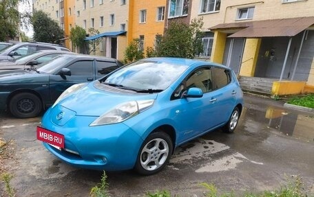 Nissan Leaf I, 2011 год, 850 000 рублей, 2 фотография