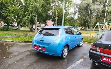 Nissan Leaf I, 2011 год, 850 000 рублей, 3 фотография