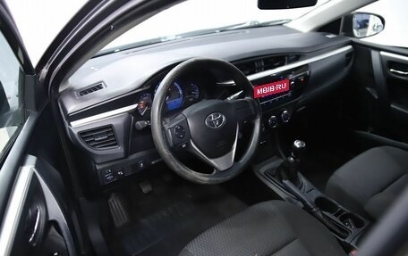 Toyota Corolla, 2013 год, 1 150 000 рублей, 10 фотография