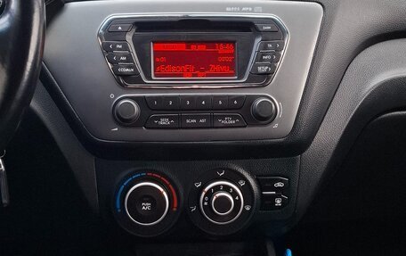 KIA Rio III рестайлинг, 2015 год, 800 000 рублей, 13 фотография