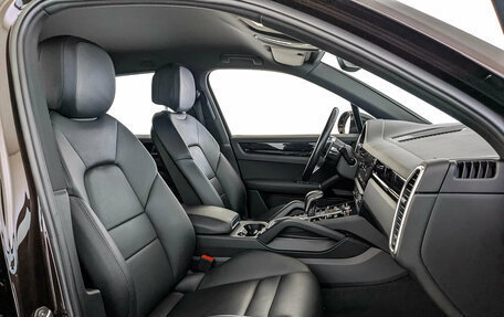 Porsche Cayenne III, 2021 год, 7 700 000 рублей, 24 фотография