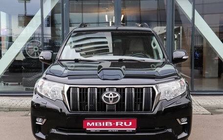 Toyota Land Cruiser Prado 150 рестайлинг 2, 2018 год, 4 777 000 рублей, 2 фотография