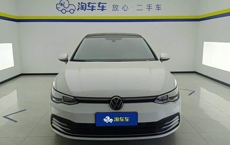 Volkswagen Golf VIII, 2024 год, 1 890 000 рублей, 2 фотография