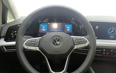 Volkswagen Golf VIII, 2024 год, 1 890 000 рублей, 15 фотография