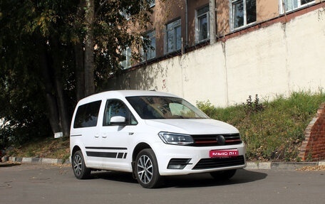 Volkswagen Caddy IV, 2016 год, 1 850 000 рублей, 1 фотография