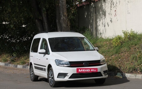 Volkswagen Caddy IV, 2016 год, 1 850 000 рублей, 2 фотография