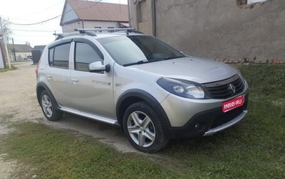 Renault Sandero I, 2013 год, 900 000 рублей, 1 фотография