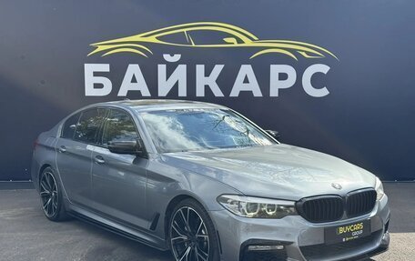 BMW 5 серия, 2018 год, 3 287 000 рублей, 2 фотография
