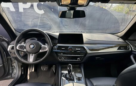 BMW 5 серия, 2018 год, 3 287 000 рублей, 10 фотография