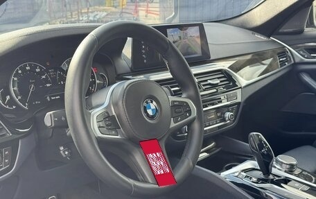 BMW 5 серия, 2018 год, 3 287 000 рублей, 11 фотография