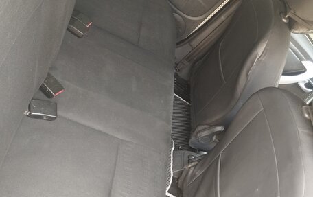 Renault Sandero I, 2013 год, 900 000 рублей, 4 фотография
