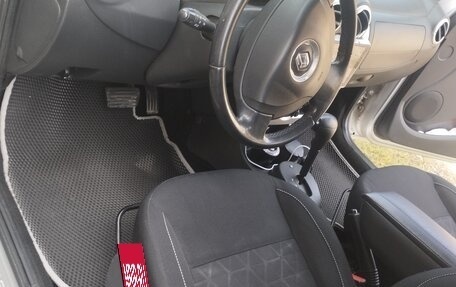 Renault Sandero I, 2013 год, 900 000 рублей, 6 фотография