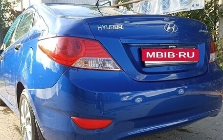 Hyundai Solaris II рестайлинг, 2013 год, 750 000 рублей, 2 фотография