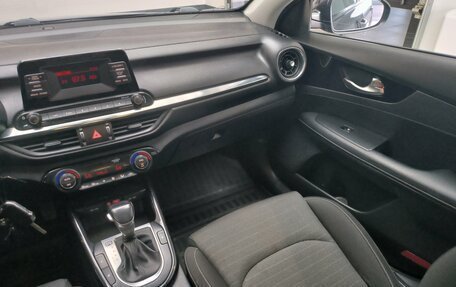 KIA Cerato IV, 2018 год, 1 890 000 рублей, 17 фотография