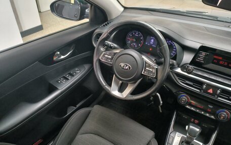 KIA Cerato IV, 2018 год, 1 890 000 рублей, 16 фотография