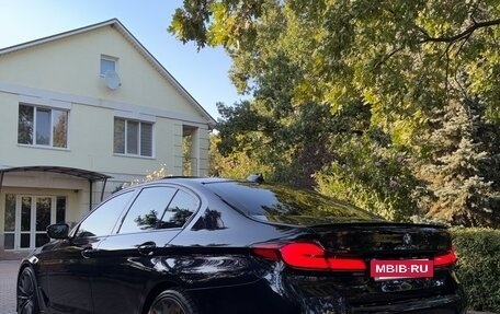 BMW 5 серия, 2021 год, 4 800 000 рублей, 3 фотография