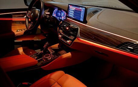 BMW 5 серия, 2021 год, 4 800 000 рублей, 29 фотография