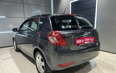 KIA cee'd I рестайлинг, 2010 год, 599 000 рублей, 3 фотография