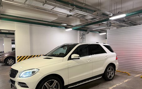 Mercedes-Benz M-Класс, 2013 год, 2 350 000 рублей, 2 фотография