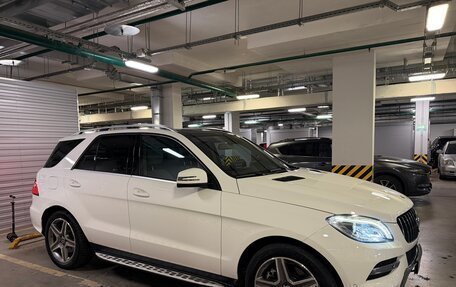 Mercedes-Benz M-Класс, 2013 год, 2 350 000 рублей, 3 фотография